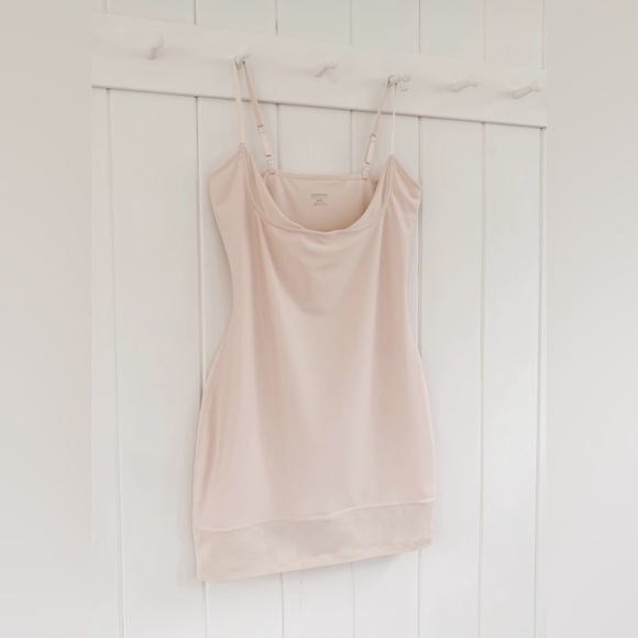 Yummie Bustless Slip Shapewear Women XL Shaping Smoothing Slimming Undergarment - Picture 2 of 13